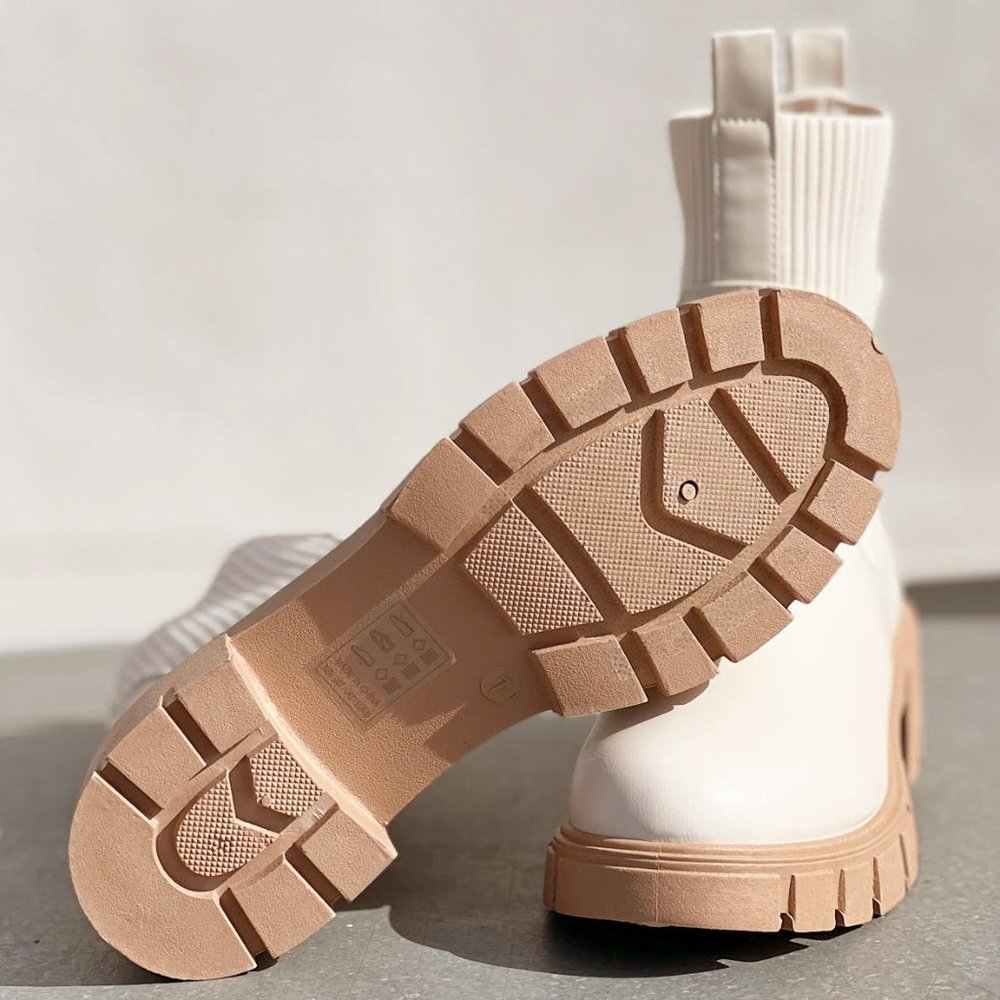 NEW Off White Chunky Lug Sole Platform Elastic Sock Ankle Chelsea Bootie Boots - Picture 2 of 12